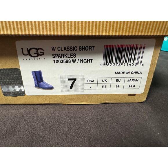 UGG / Boots Classic Short / Sparkle / Dark Blue / Authentic / size 7 / NIB NWT - Picture 3 of 8